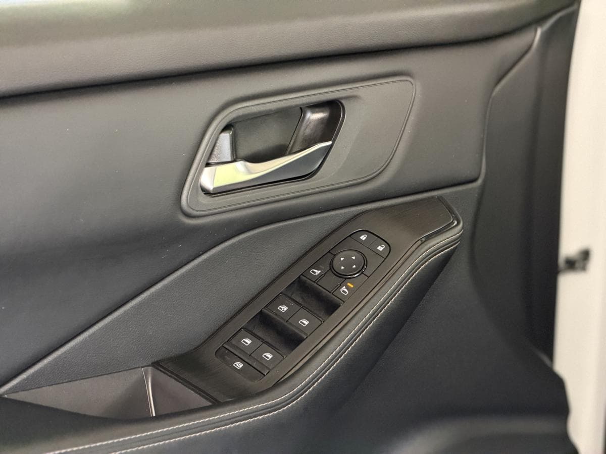 Nissan Rogue AWD SV 2024 — photo 12