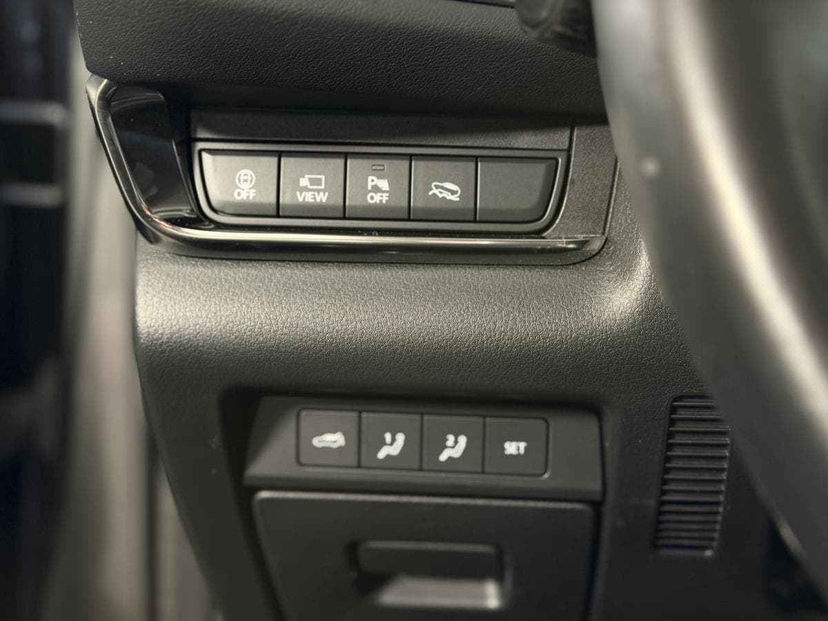Mazda CX-30 GT 2023 — photo 13