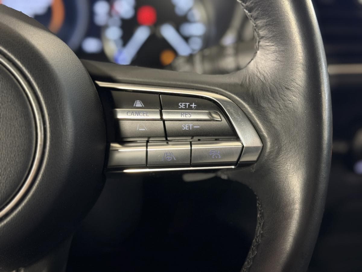 Mazda CX-30 GT 2023 — photo 19