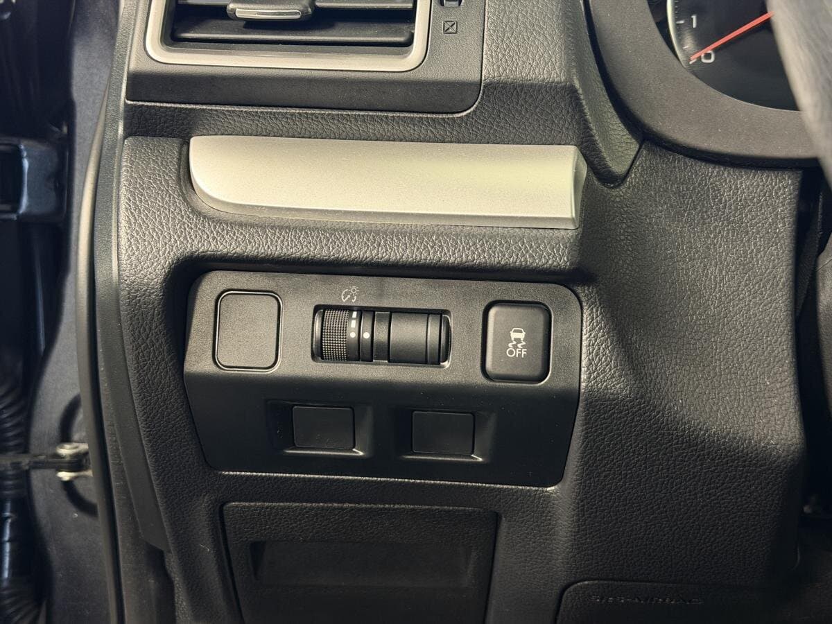 Subaru Impreza 4dr Sdn CVT 2.0i w/Touring Pkg 2016 — photo 11