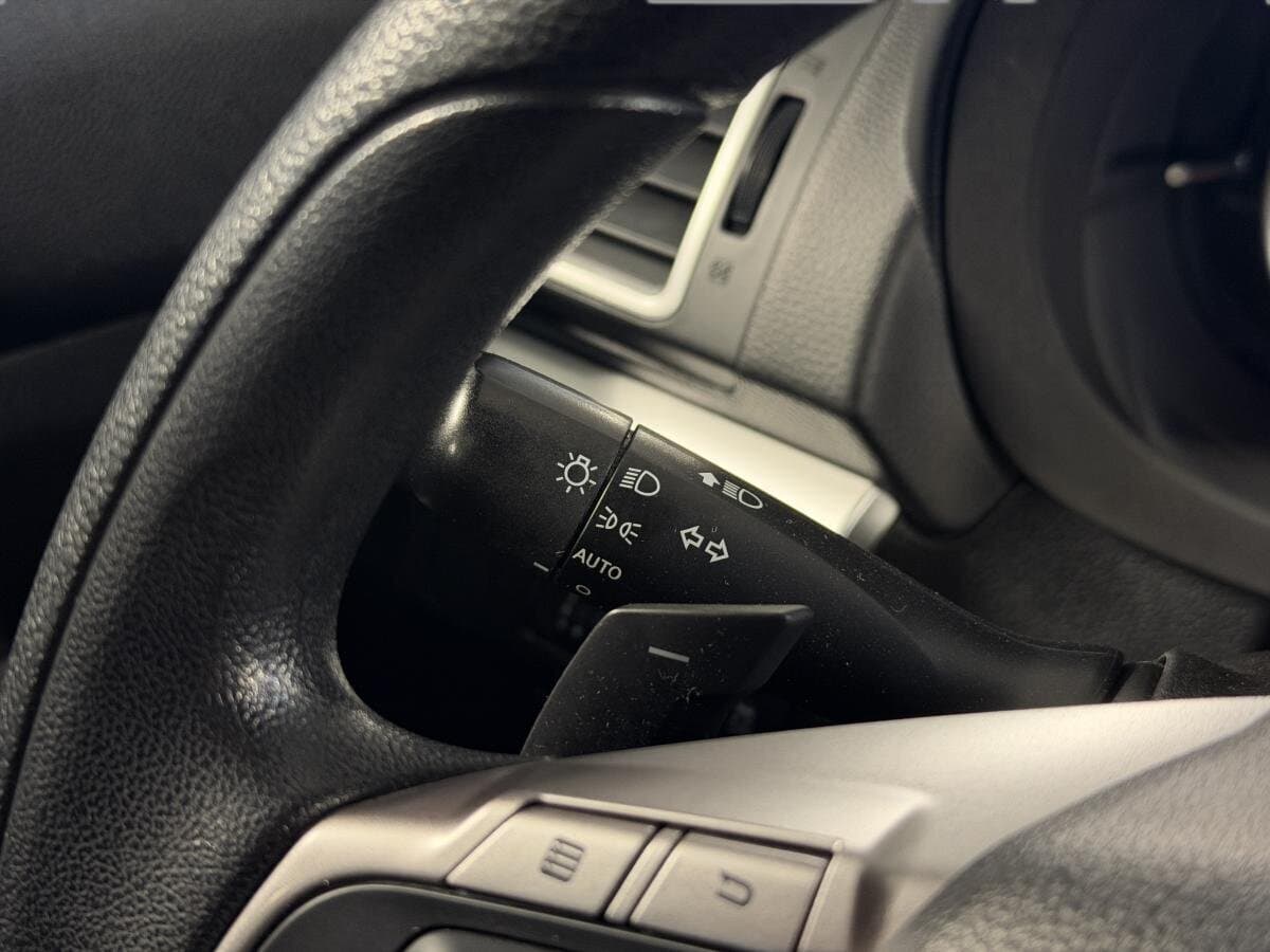 Subaru Impreza 4dr Sdn CVT 2.0i w/Touring Pkg 2016 — photo 15