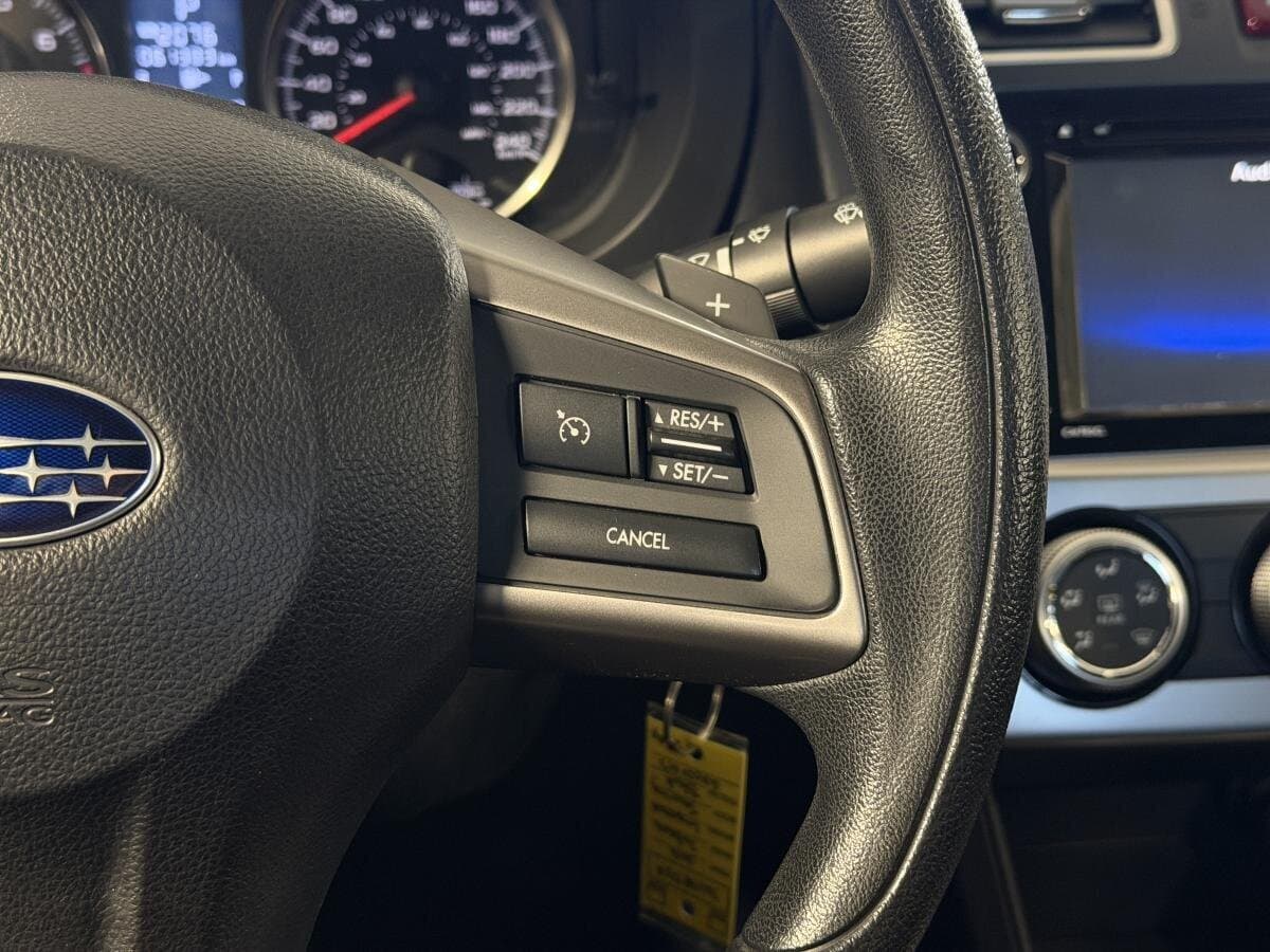Subaru Impreza 4dr Sdn CVT 2.0i w/Touring Pkg 2016 — photo 17