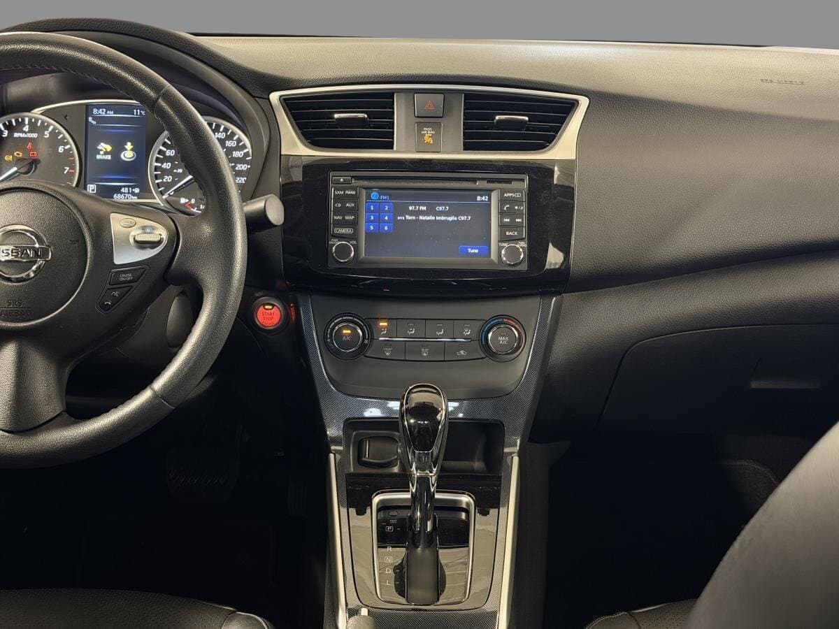 Nissan Sentra 4dr Sdn CVT SR 2016 — photo 17