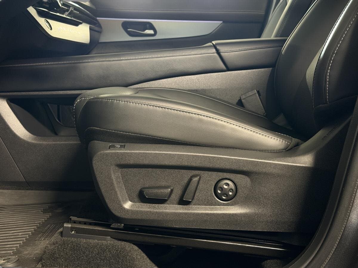 Nissan Murano AWD Platinum 2025 — photo 11