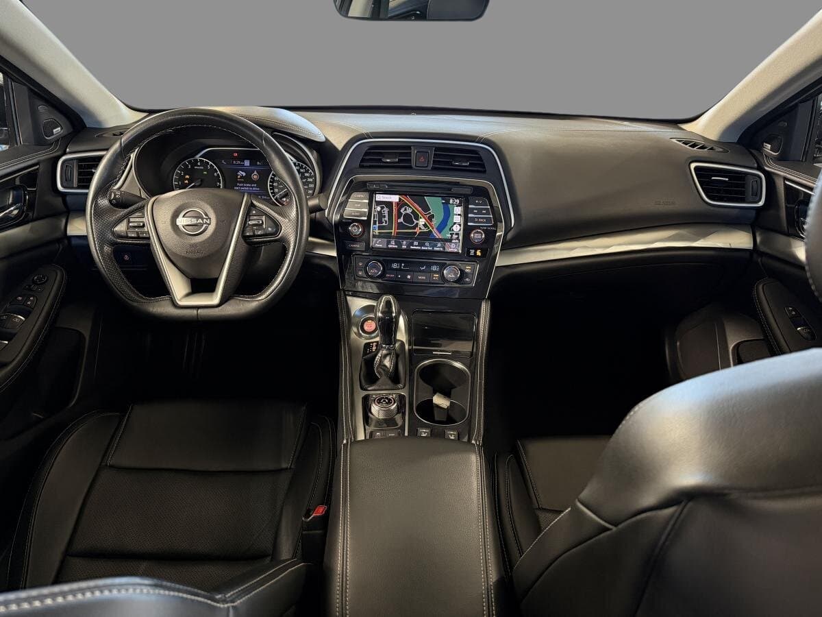 Nissan Maxima SL Sedan 2023 — photo 13