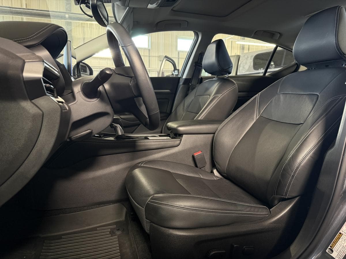 Nissan Altima Platinum AWD 2024 — photo 11