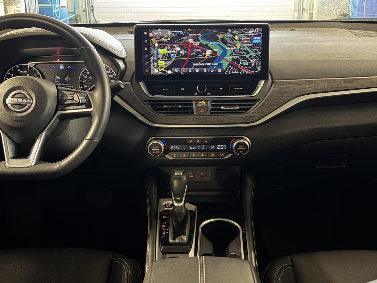 Nissan Altima Platinum AWD 2024 — photo 19