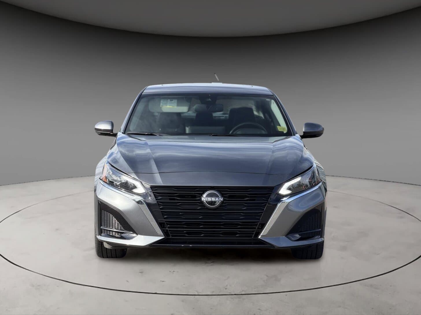 Nissan Altima Platinum AWD 2024 — photo 3