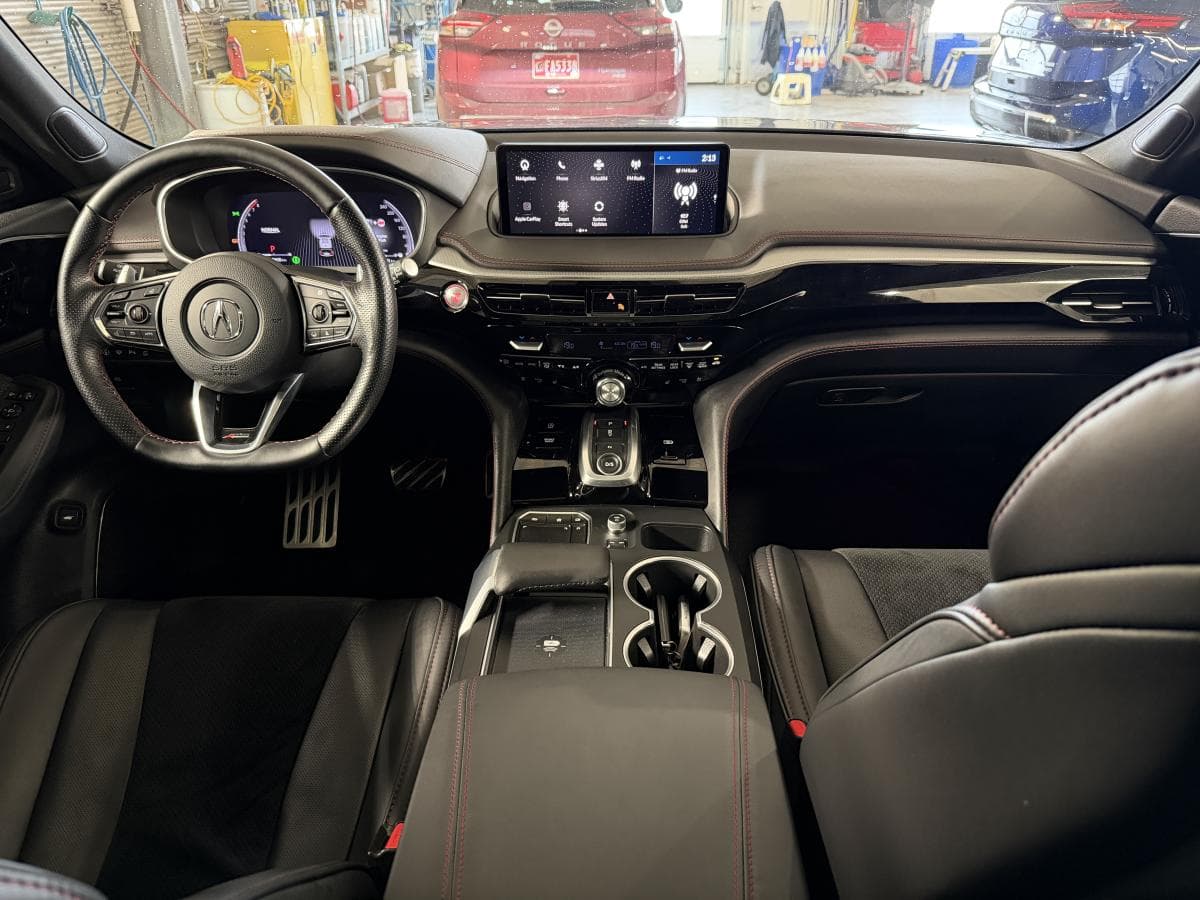 Acura MDX A-Spec SH-AWD 2023 — photo 12