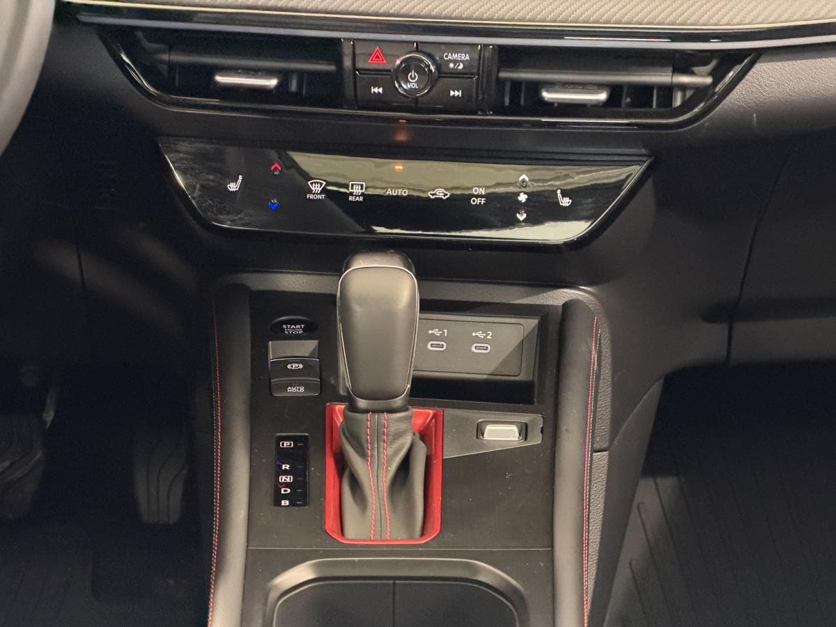 Nissan Kicks SR AWD 2025 — photo 18
