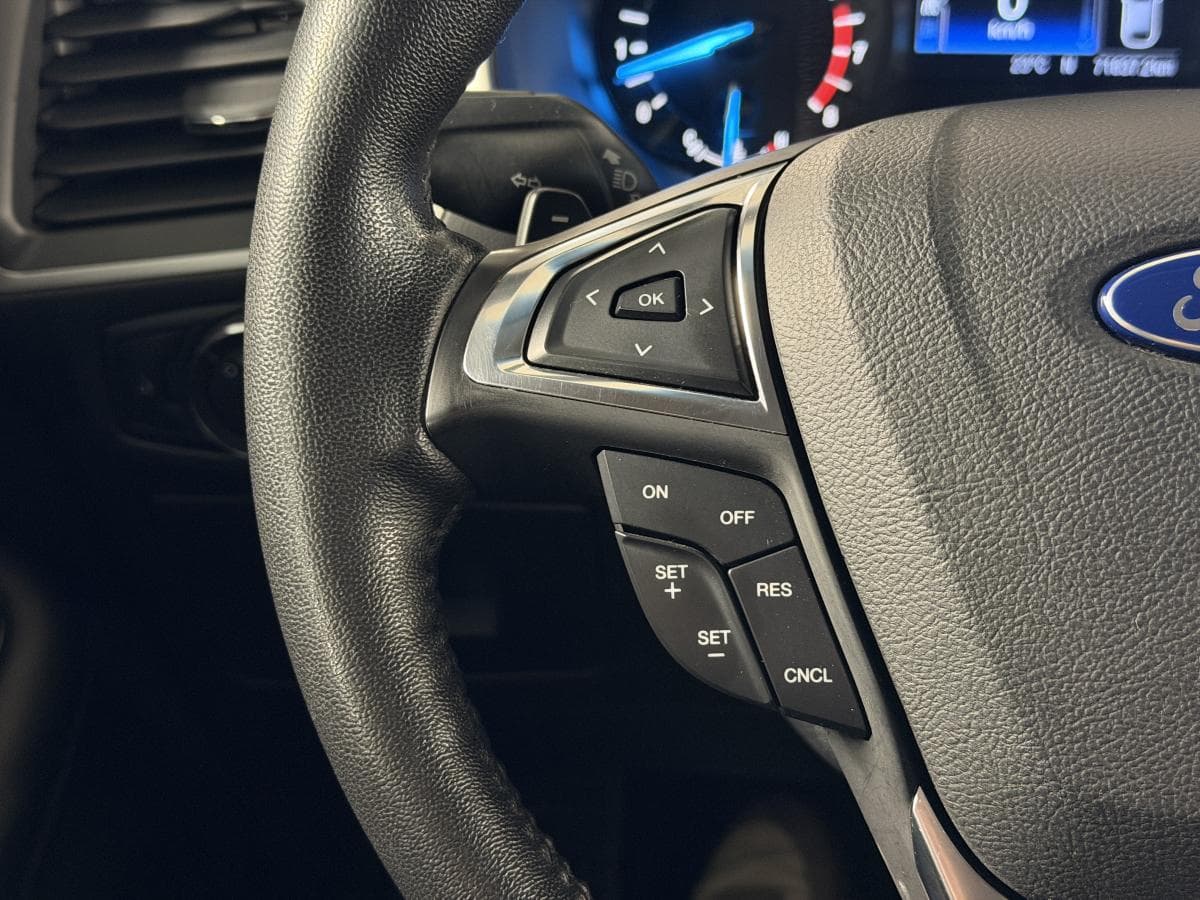 Ford Edge 4dr SEL AWD 2017 — photo 14