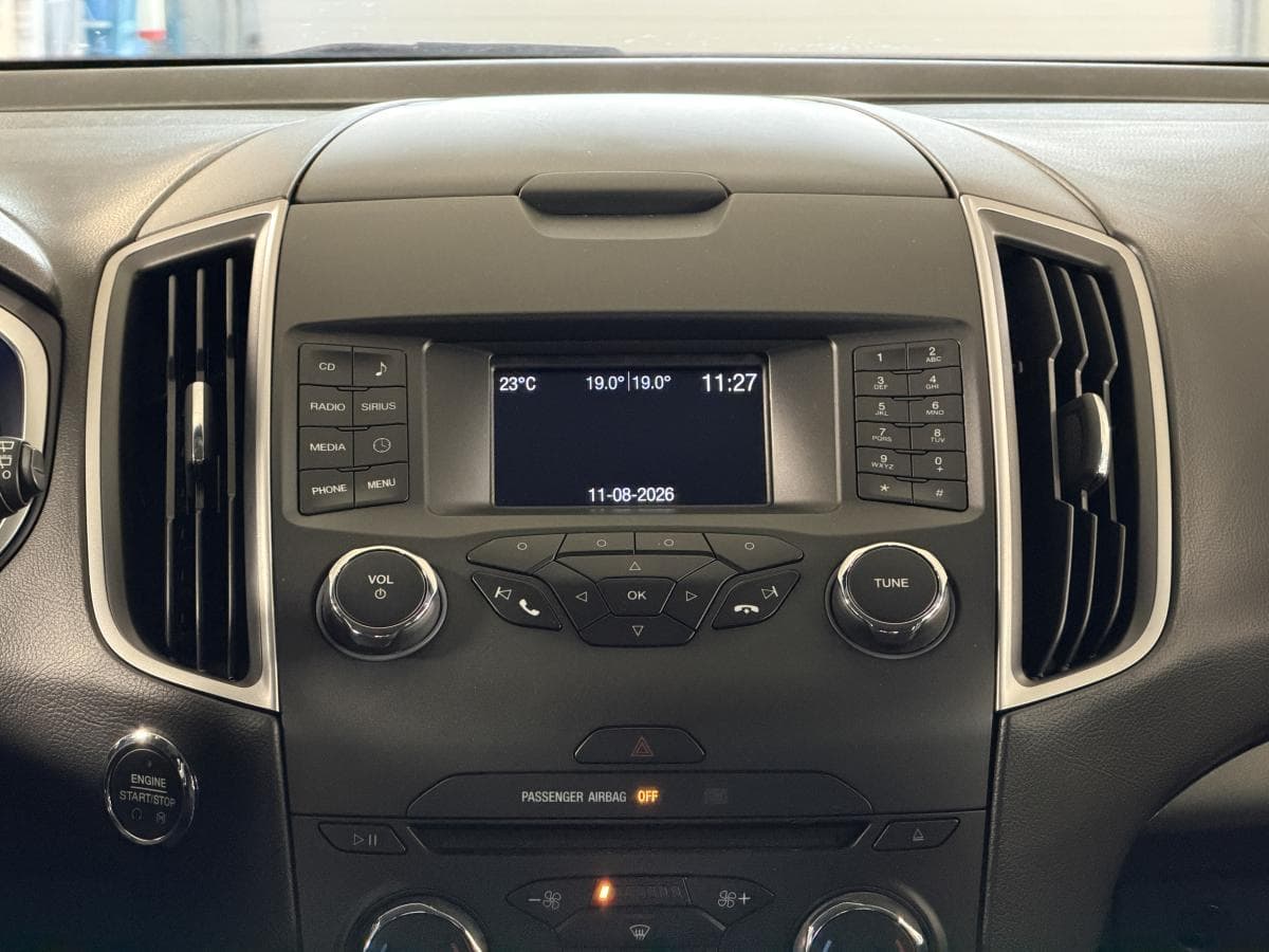 Ford Edge 4dr SEL AWD 2017 — photo 19