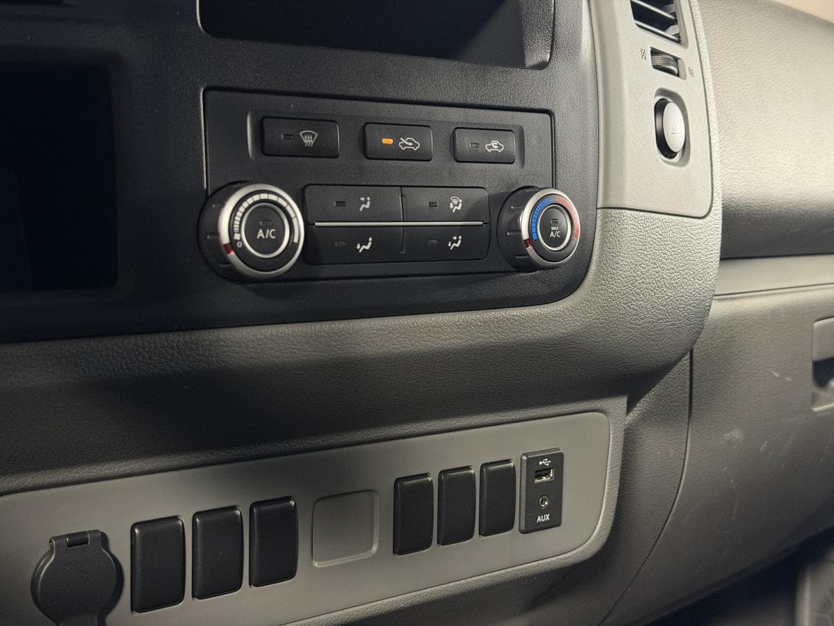 Nissan Cargo NV1500 Standard Roof V6 S 2019 — photo 19