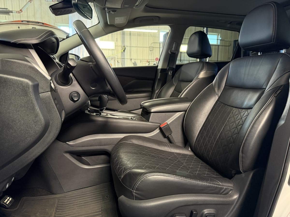 Nissan Murano AWD Platinum 2019 — photo 9