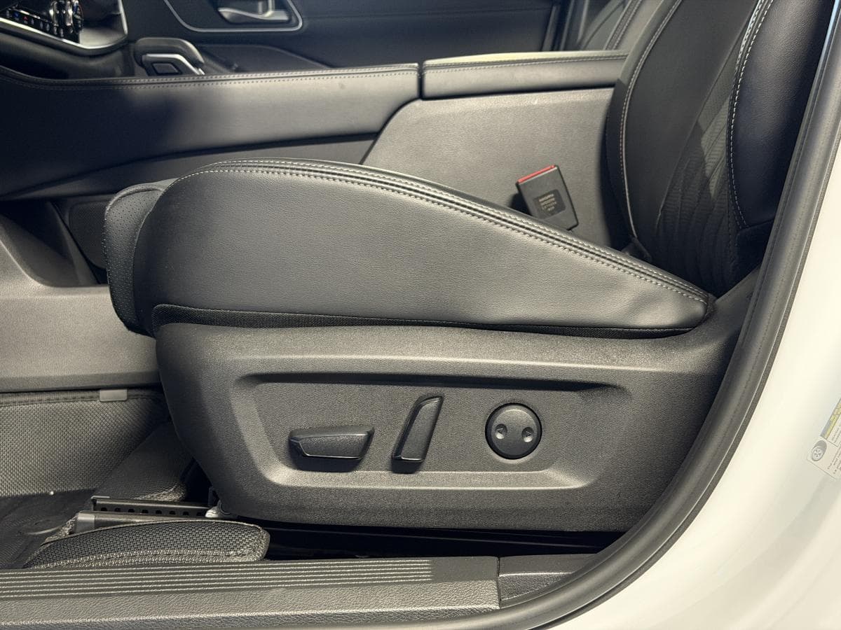 Nissan Rogue AWD Platinum 2026 — photo 11