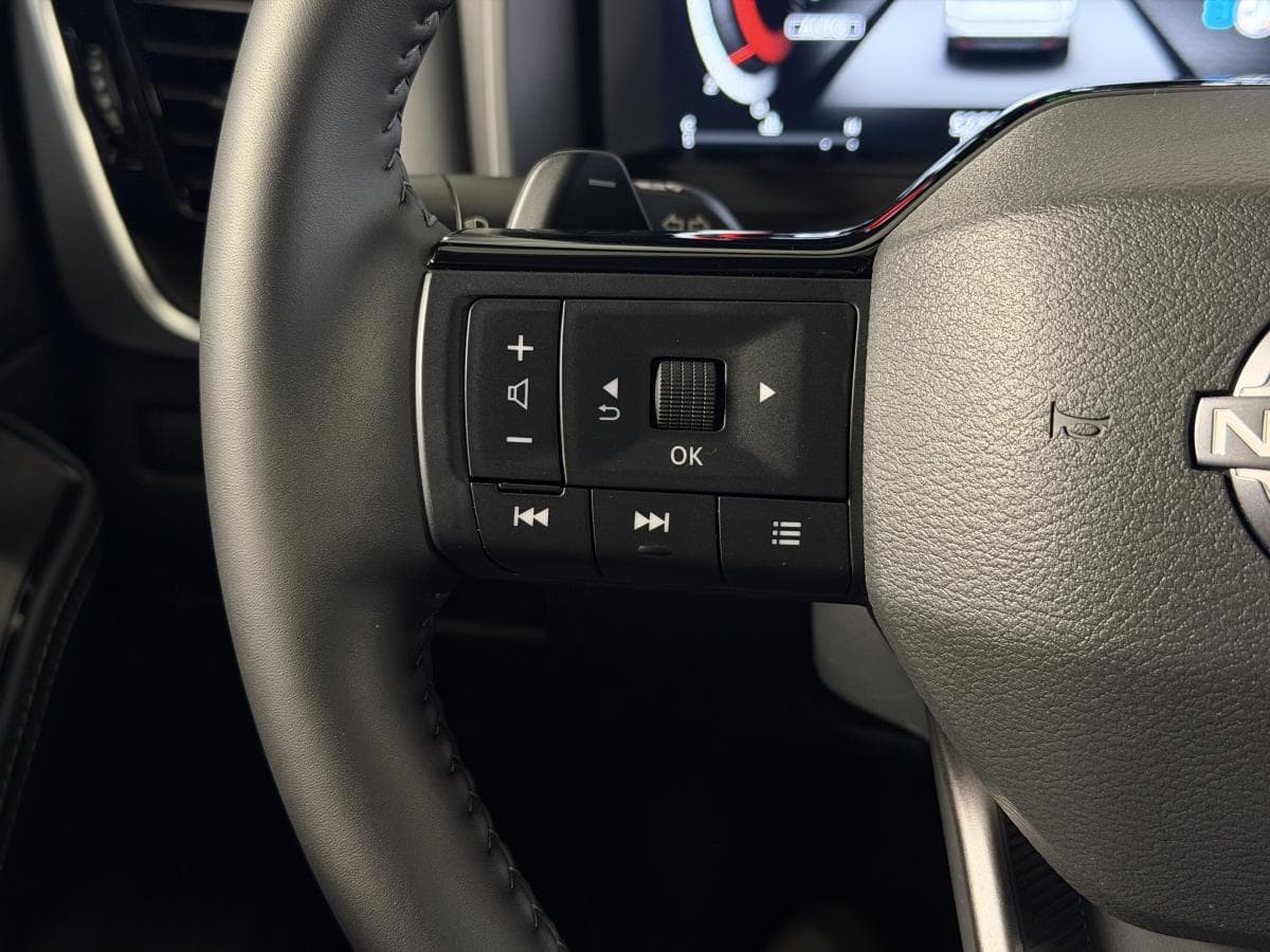 Nissan Rogue AWD Platinum 2026 — photo 15