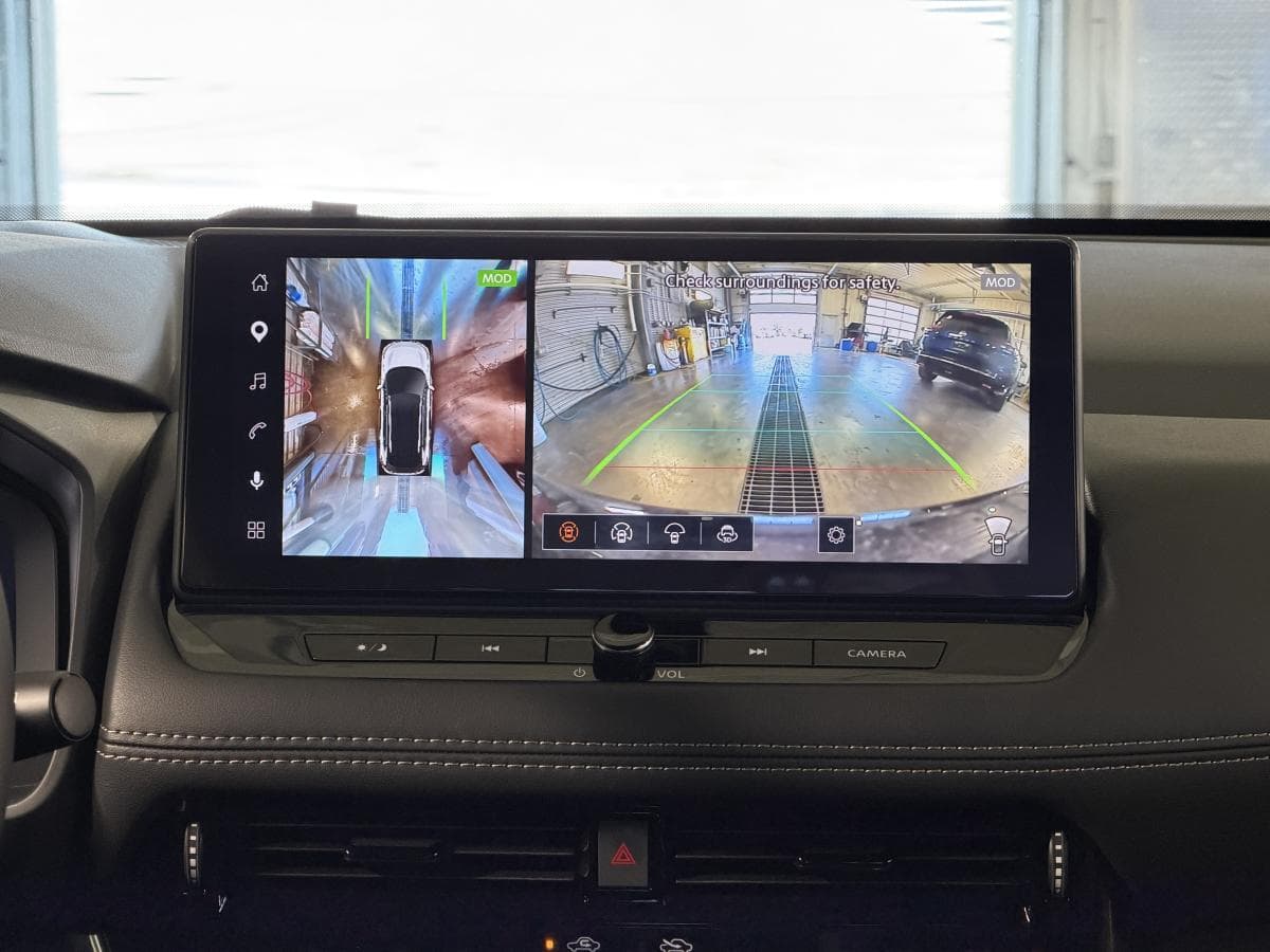 Nissan Rogue AWD Platinum 2026 — photo 19