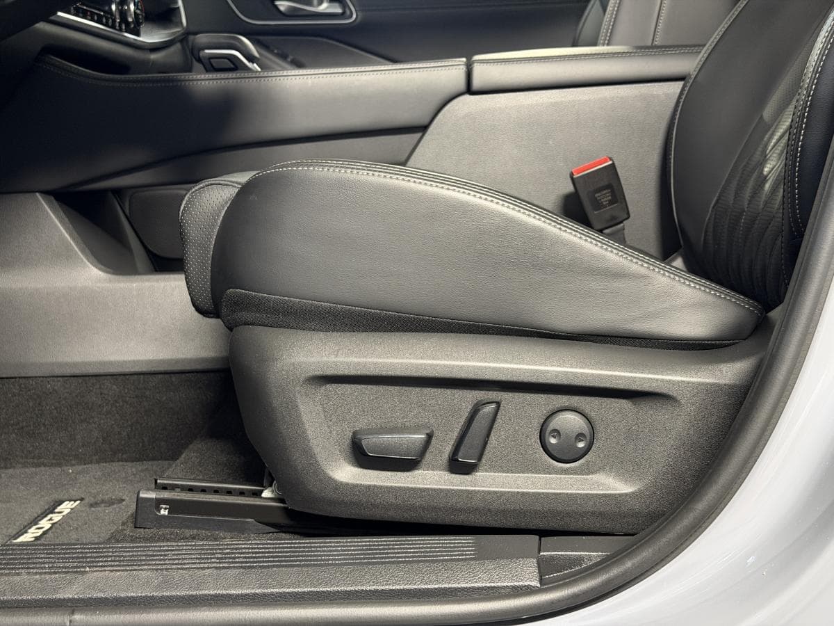 Nissan Rogue AWD Platinum 2021 — photo 11