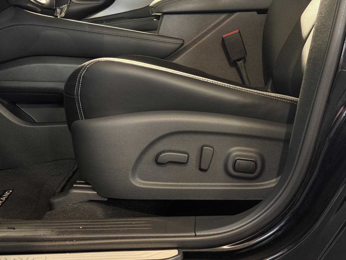 Nissan Murano AWD SL 2023 — photo 10