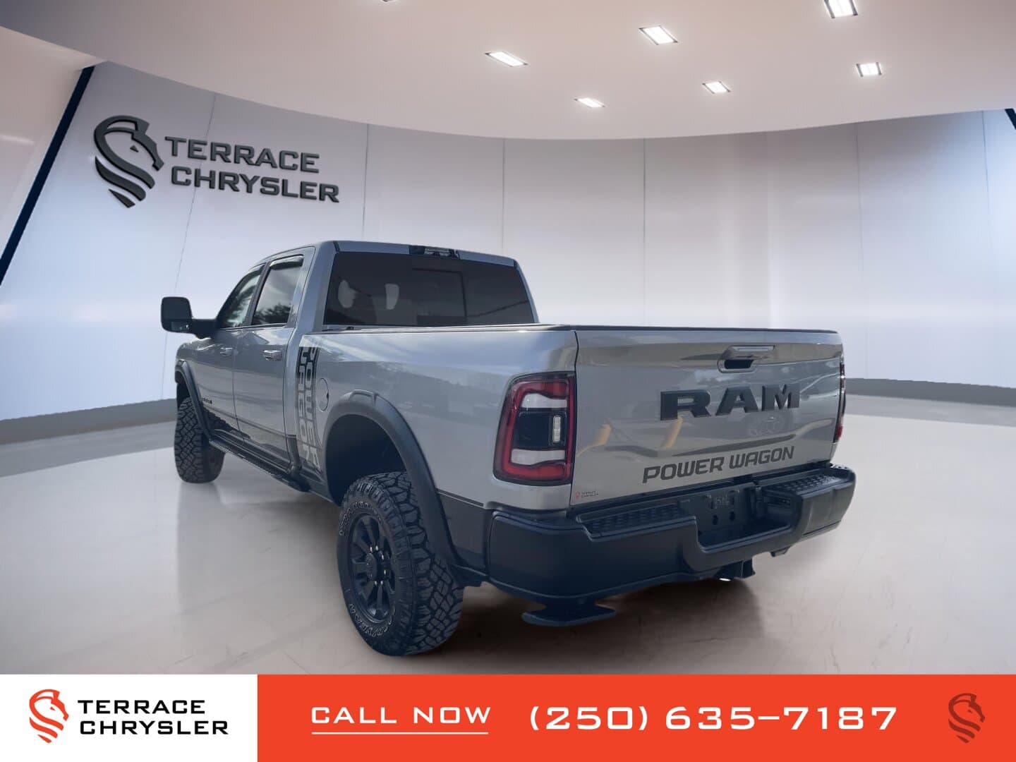 RAM 2500 Power Wagon 4x4 Crew Cab 6'4" Box 2023 — photo 3