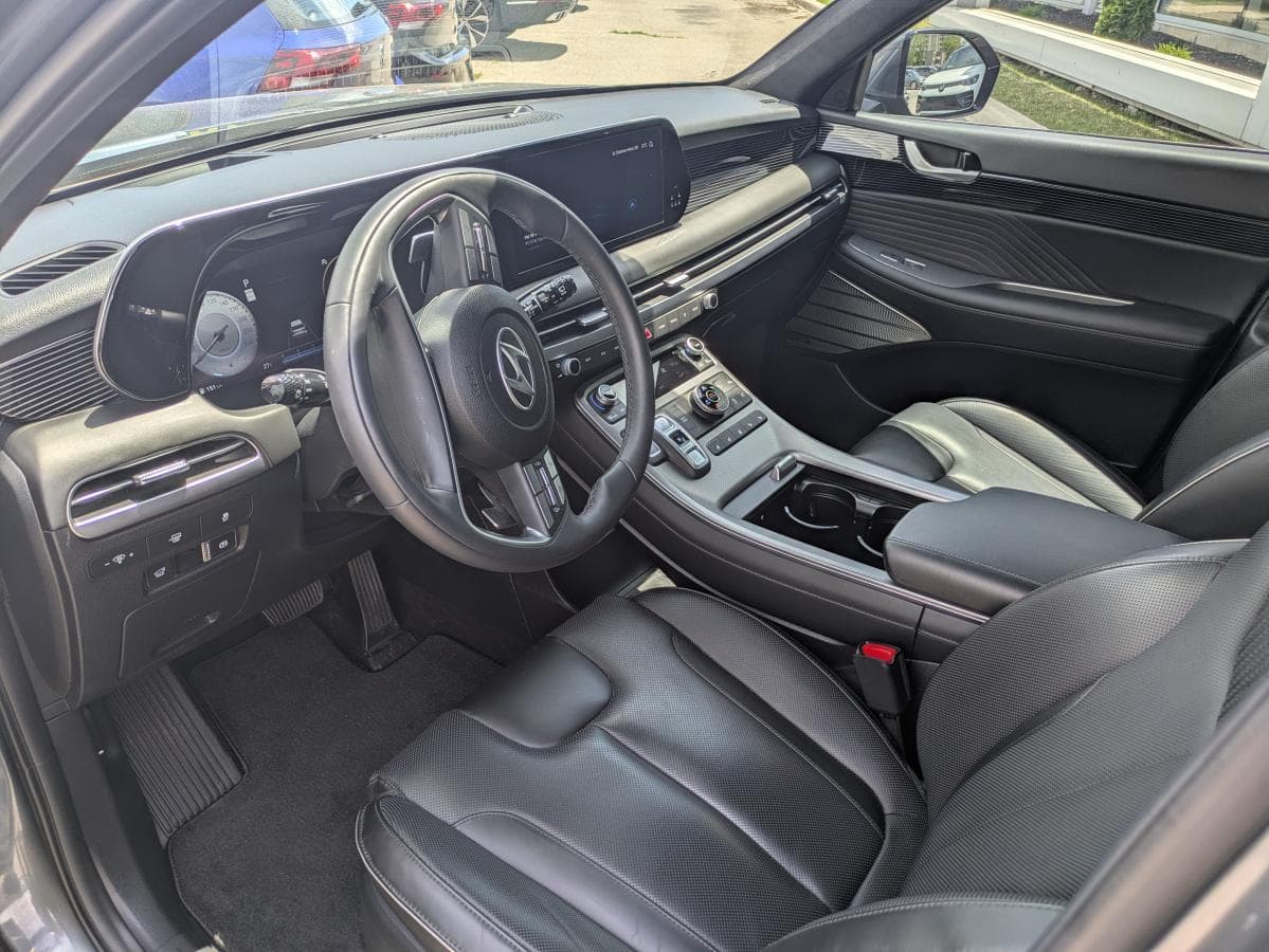 Hyundai Palisade Ultimate Calligraphy 7-Passenger AWD 2025 — photo 11