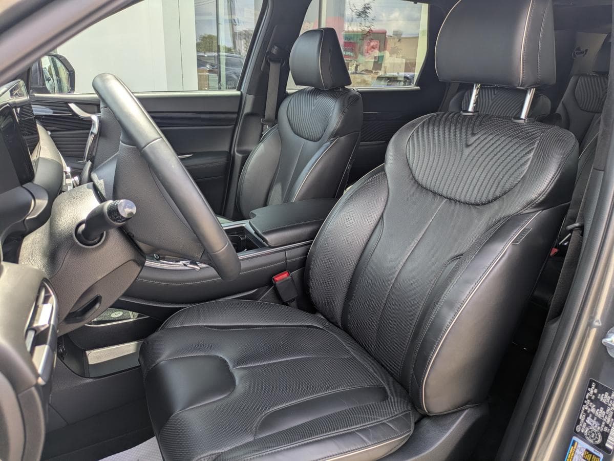 Hyundai Palisade Ultimate Calligraphy 7-Passenger AWD 2025 — photo 12
