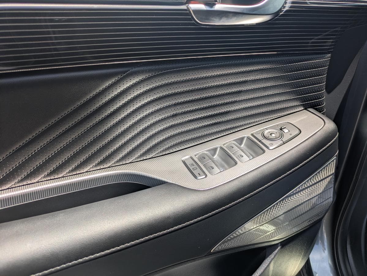 Hyundai Palisade Ultimate Calligraphy 7-Passenger AWD 2025 — photo 13