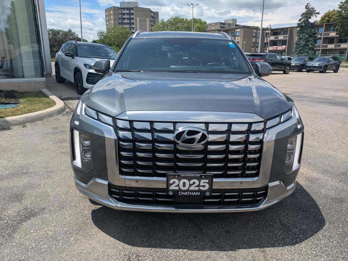 Hyundai Palisade Ultimate Calligraphy 7-Passenger AWD 2025 — photo 2