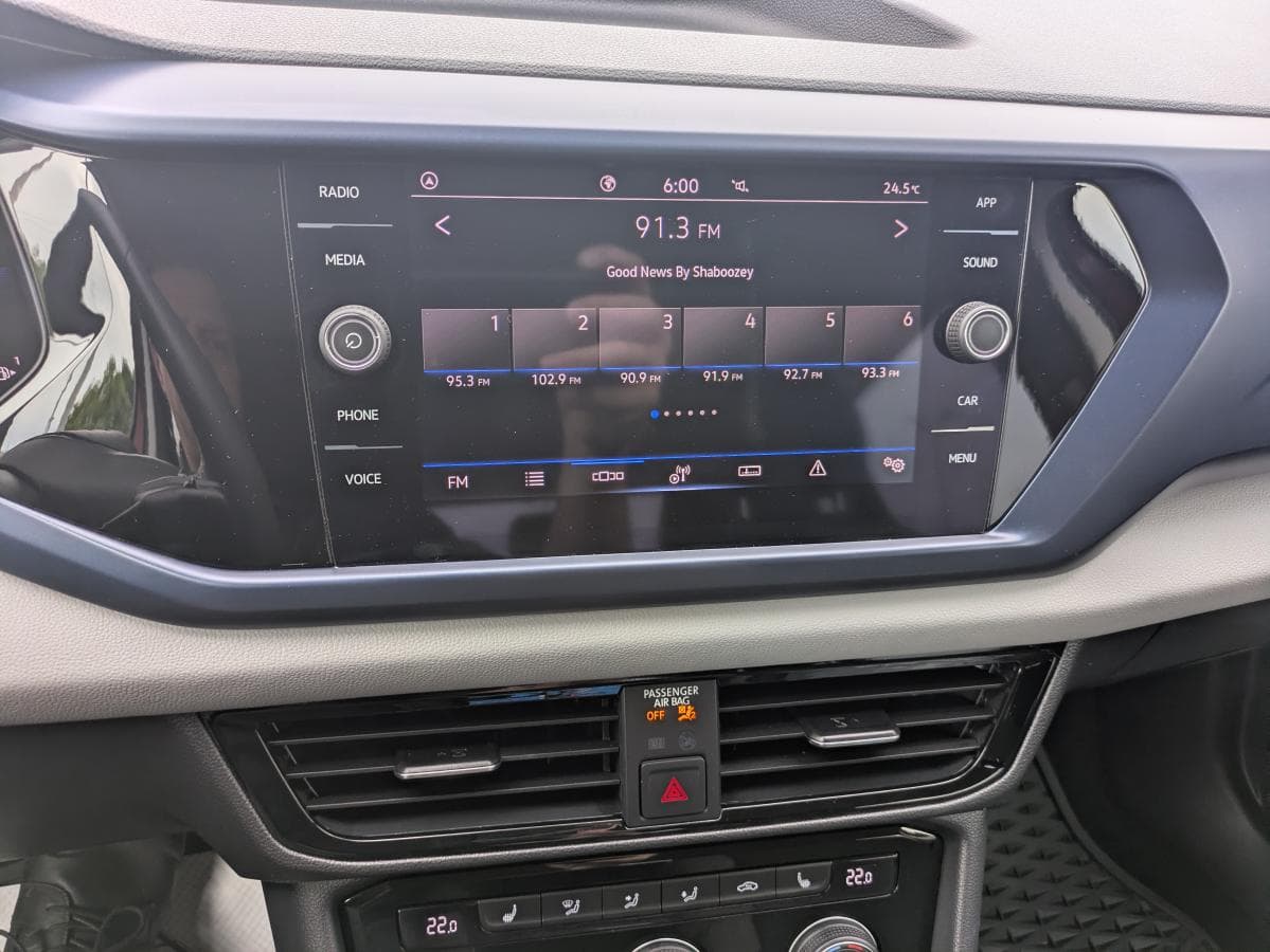 Volkswagen Taos Comfortline-New Brake Pad, New Brake Rotors 2023 — photo 19