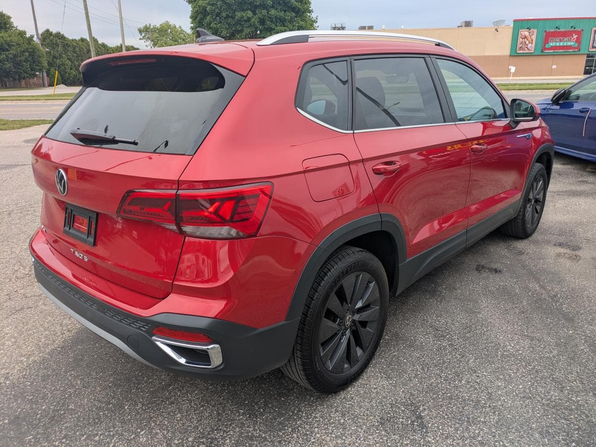 Volkswagen Taos Comfortline-New Brake Pad, New Brake Rotors 2023 — photo 5