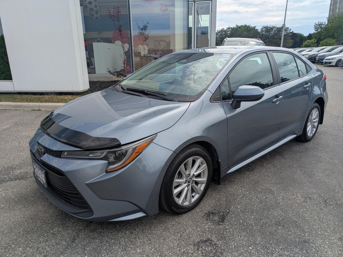 Toyota Corolla LE CVT 2024 White à vendre à Chatham