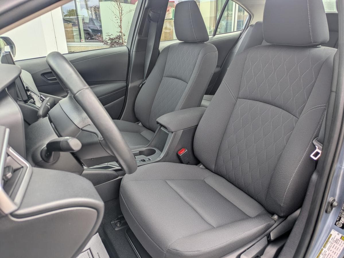 Toyota Corolla LE CVT 2024 — photo 10