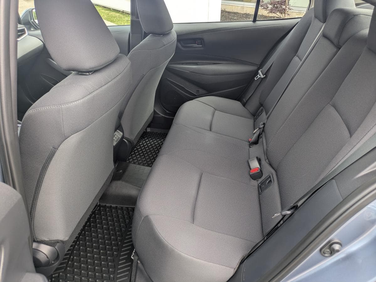 Toyota Corolla LE CVT 2024 — photo 11