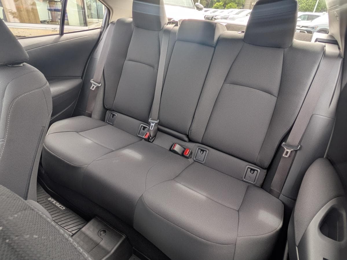 Toyota Corolla LE CVT 2024 — photo 12