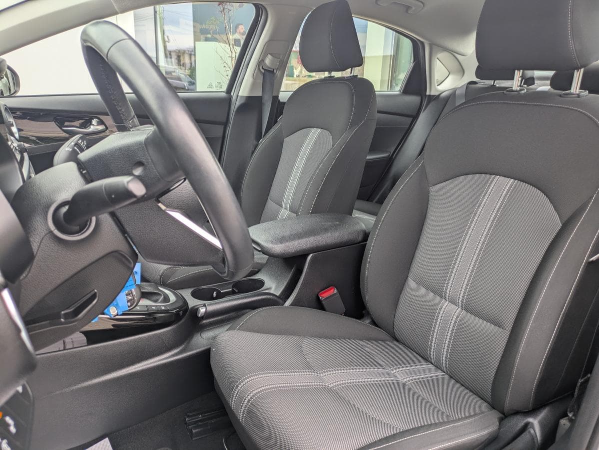 Kia Forte EX IVT 2024 — photo 12