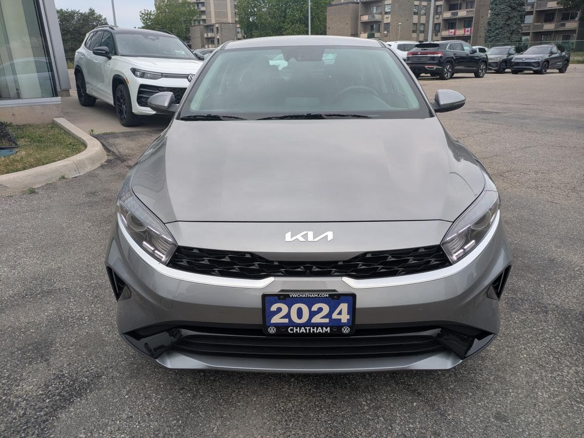 Kia Forte EX IVT 2024 — photo 2