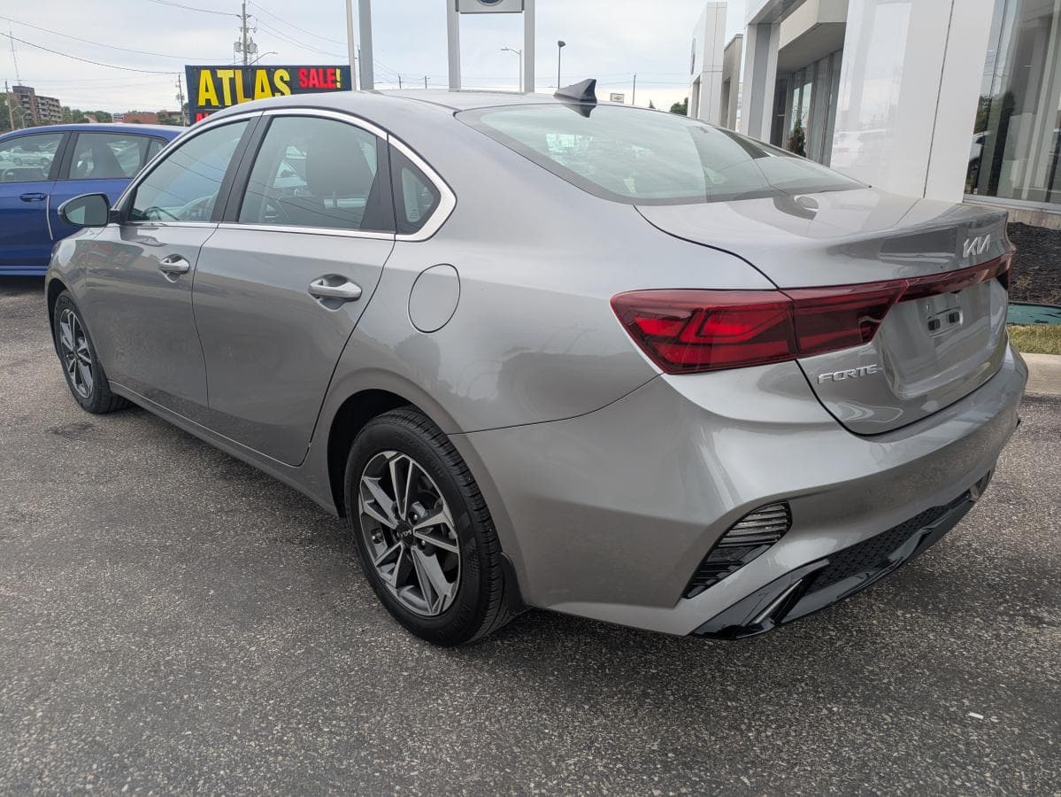 Kia Forte EX IVT 2024 — photo 7