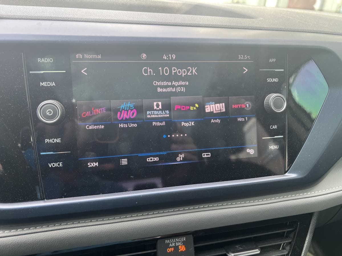 Volkswagen Taos Comfortline-Condition Like New! 2024 — photo 8