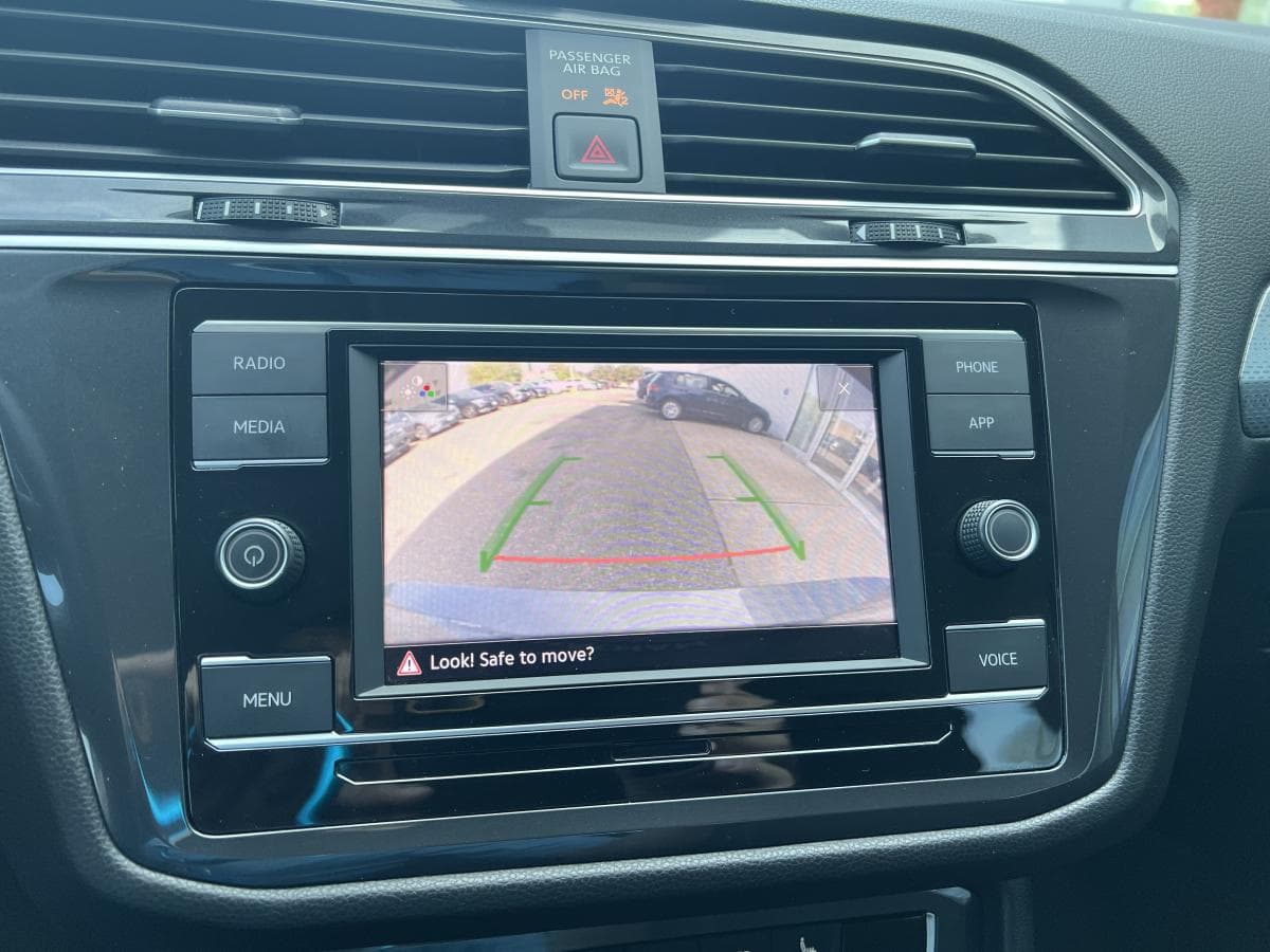 Volkswagen Tiguan Trendline 4MOTION 2023 — photo 10