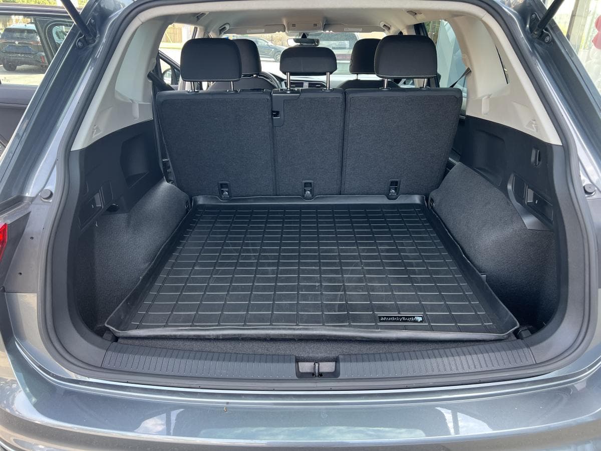 Volkswagen Tiguan Trendline 4MOTION 2023 — photo 17