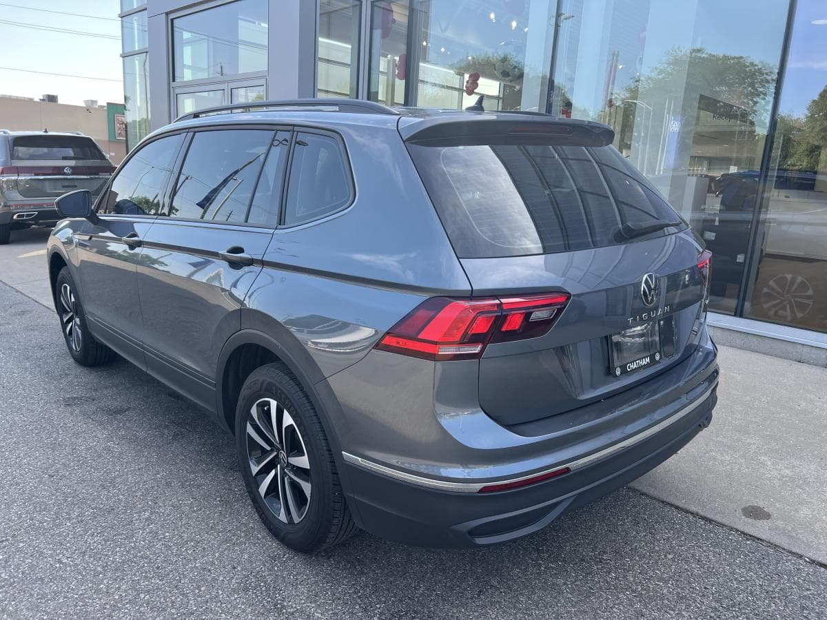 Volkswagen Tiguan Trendline 4MOTION 2023 — photo 3