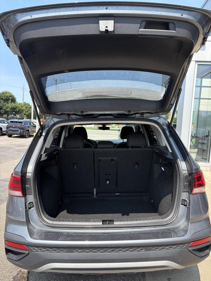 Volkswagen Taos Trendline 2024 — photo 16