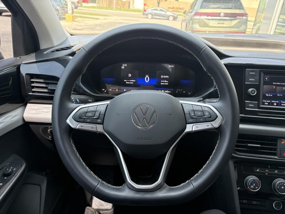 Volkswagen Taos Trendline 2024 — photo 9