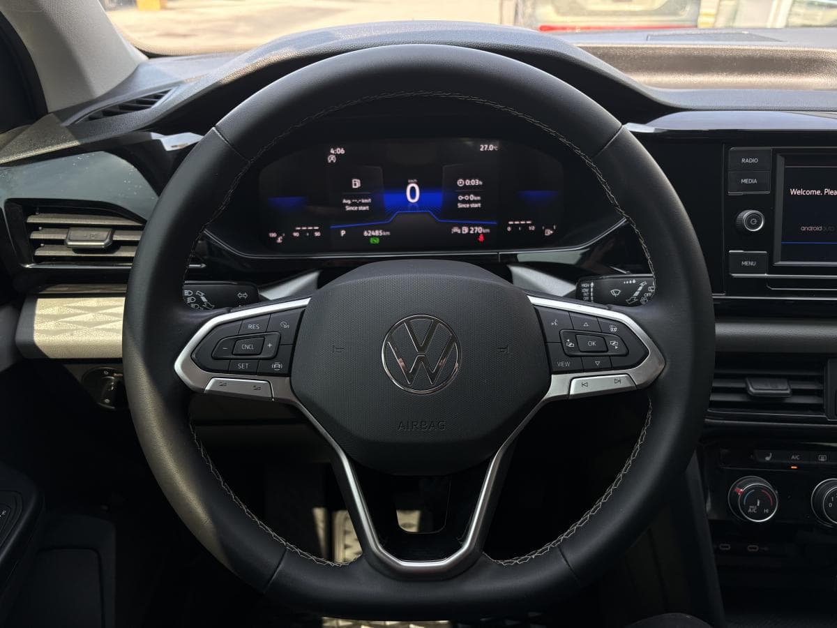 Volkswagen Taos Trendline 2023 — photo 15