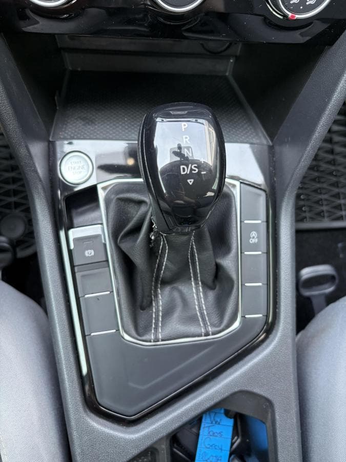 Volkswagen Taos Trendline 2023 — photo 16
