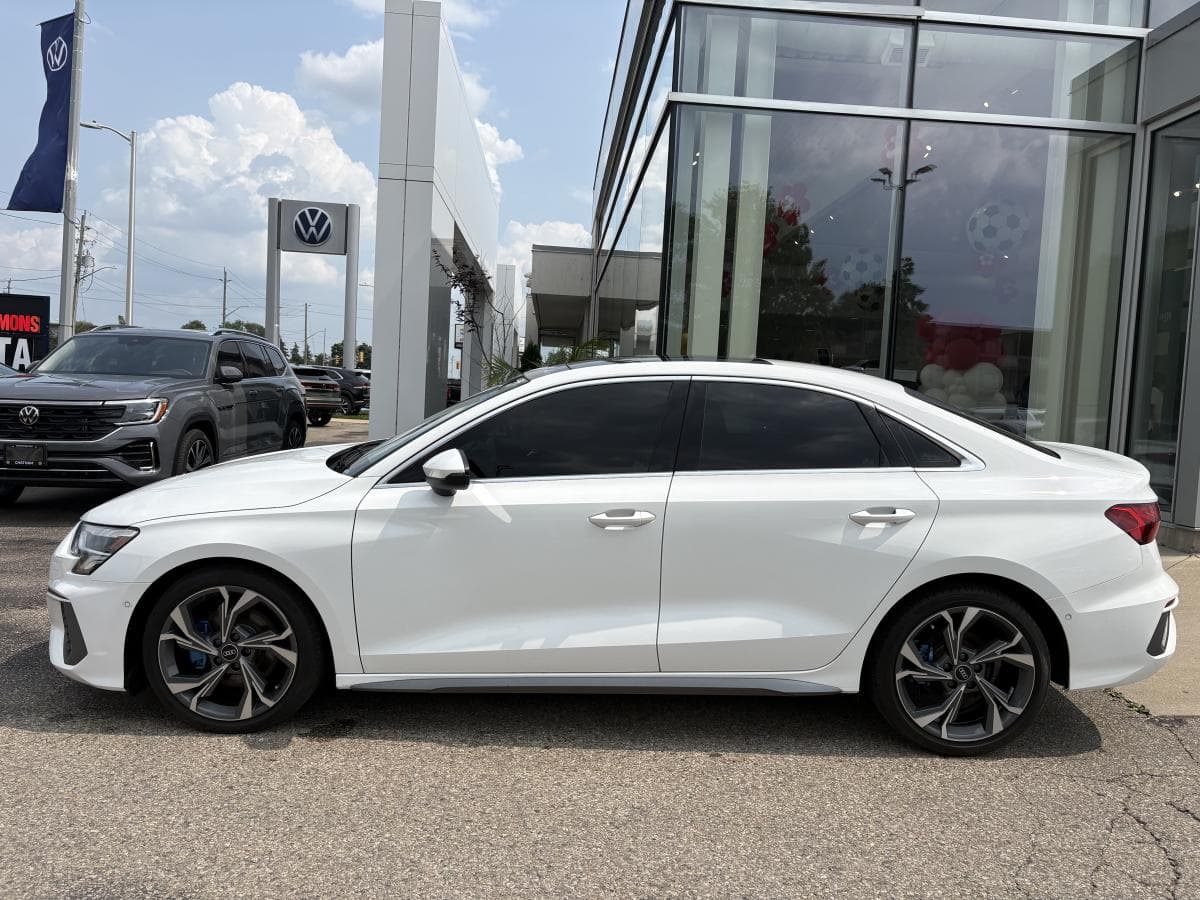Audi A3 Progressiv 40 TFSI 2022 — photo 3