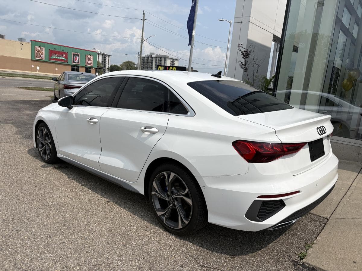 Audi A3 Progressiv 40 TFSI 2022 — photo 4