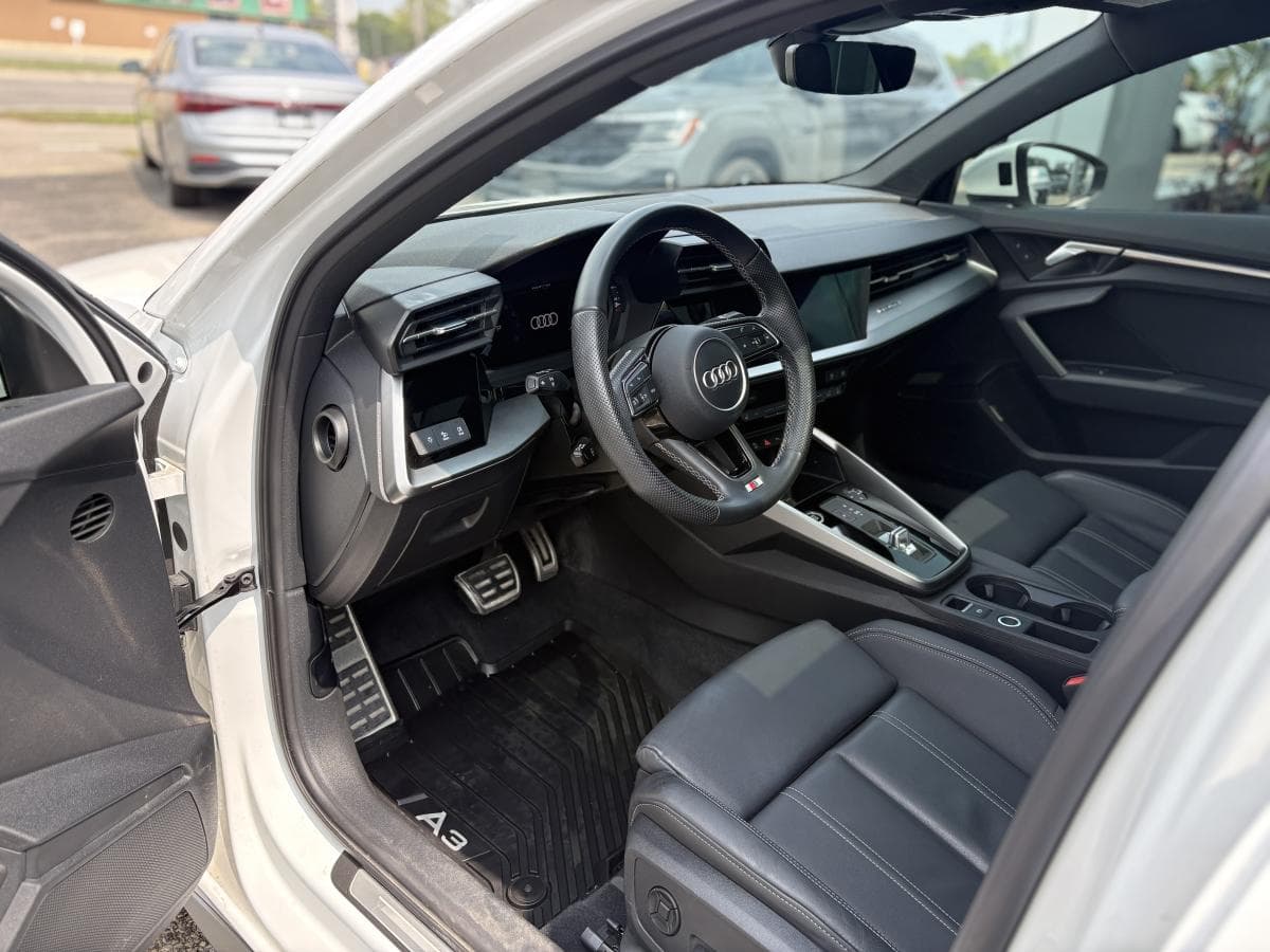Audi A3 Progressiv 40 TFSI 2022 — photo 9