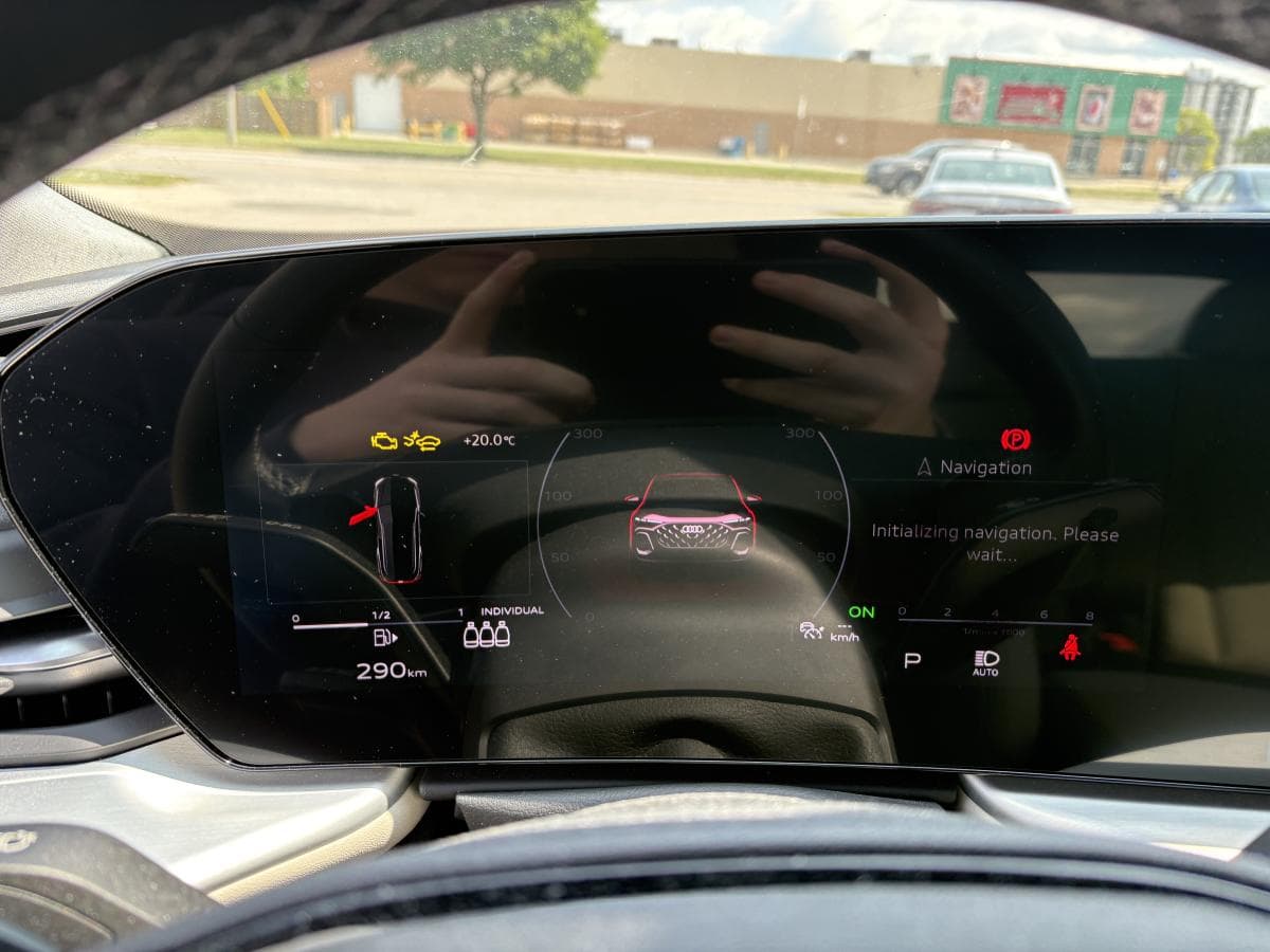 Audi Q5 TSFI e 2.0 TFSI quattro 2025 — photo 13