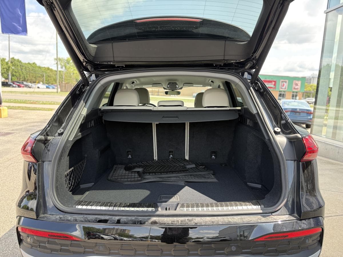 Audi Q5 TSFI e 2.0 TFSI quattro 2025 — photo 17